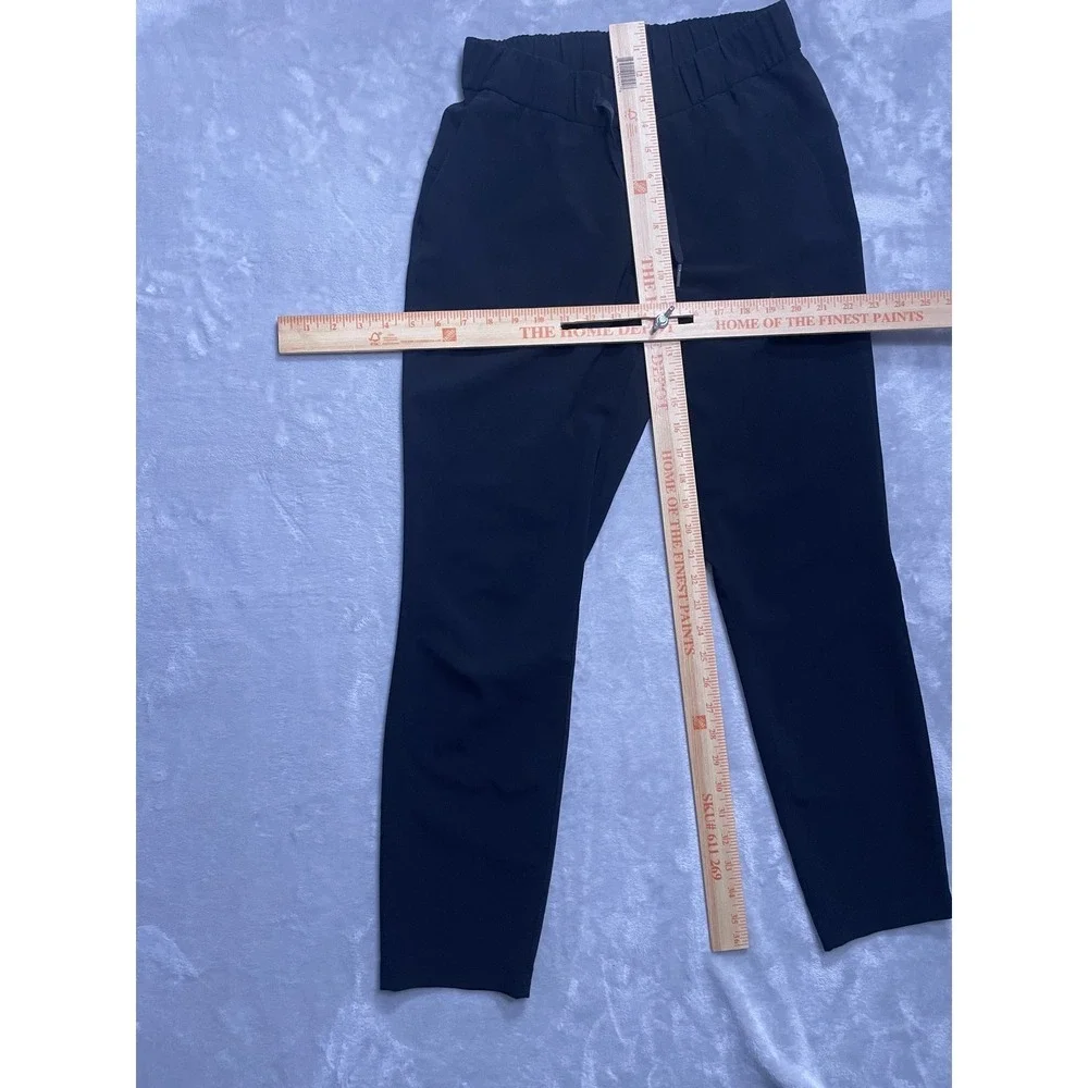 Lululemon Womens 4 Black Joggers Tapered Drawstring Track Pants Gym Workout - Picture 6 of 9